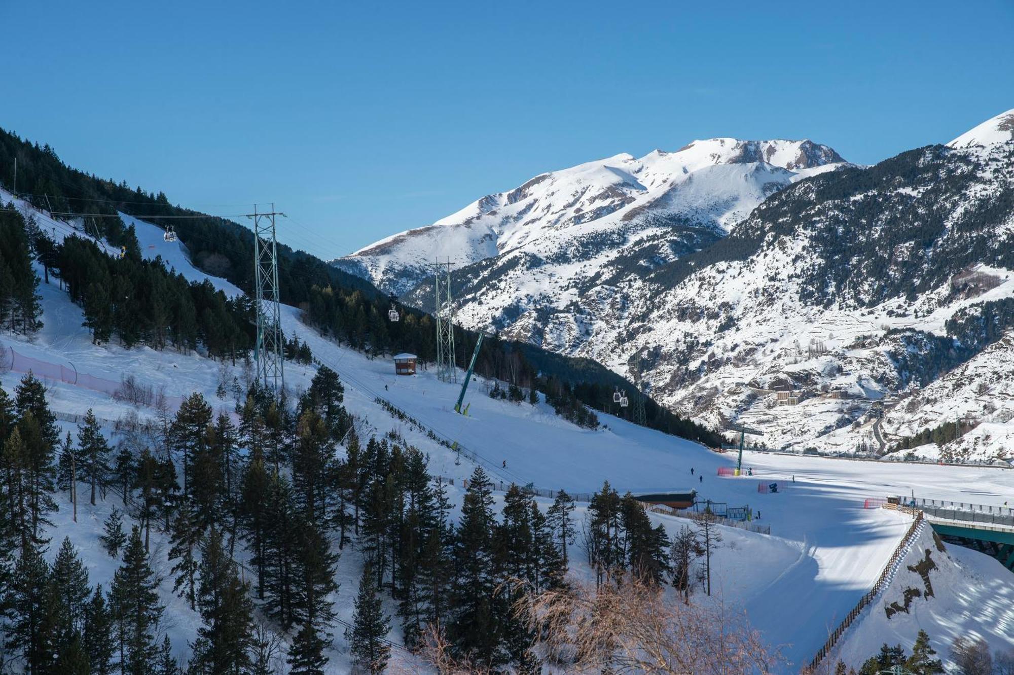 Pierre & Vacances Andorra El Tarter Exteriör bild