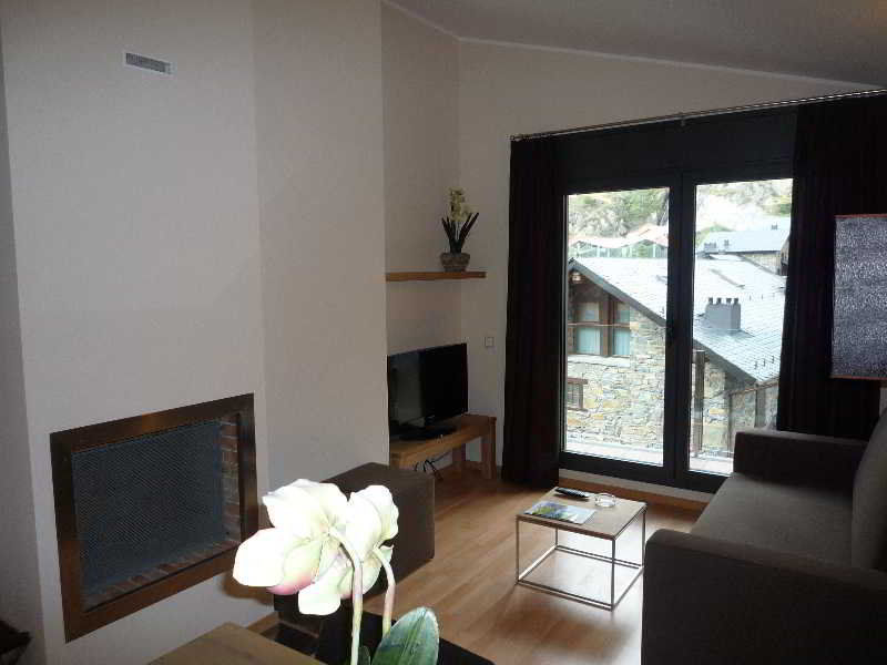 Pierre & Vacances Andorra El Tarter Exteriör bild